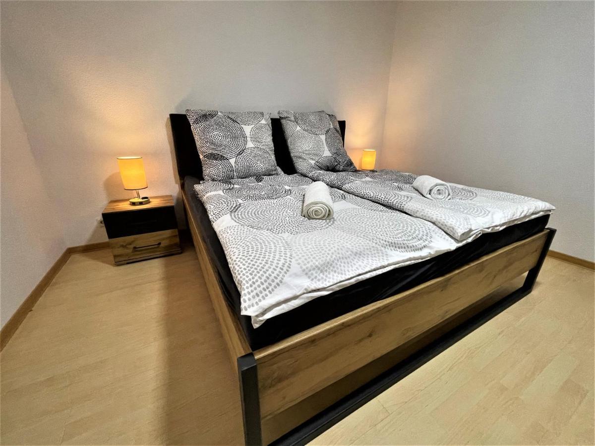Traumaussicht Kamin Balkon Burgblick 65 Zoll Tv Netflix Sky Joyn Lindenplatz Apartman Bullay Kültér fotó